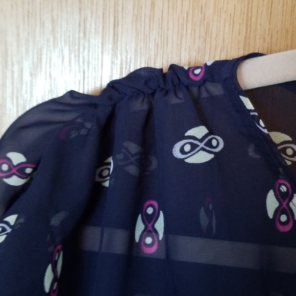 Anna Sui for Target Sheer Plum Top sz small - Picture 4 of 6